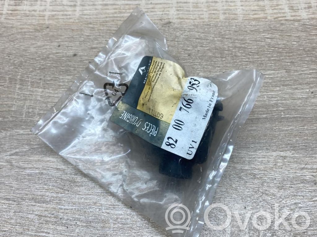 Alte piese compartiment motor   8200766953