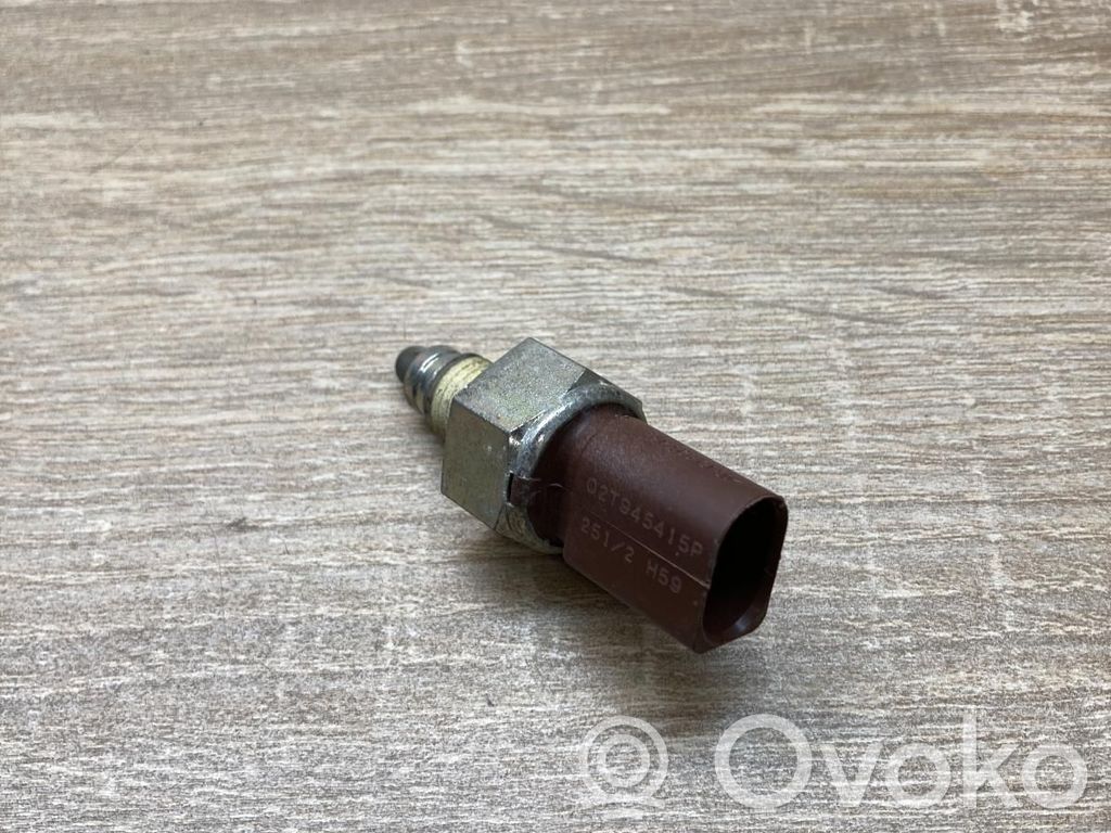 Skoda Octavia Mk4 Włącznik / Czujnik świateł cofania