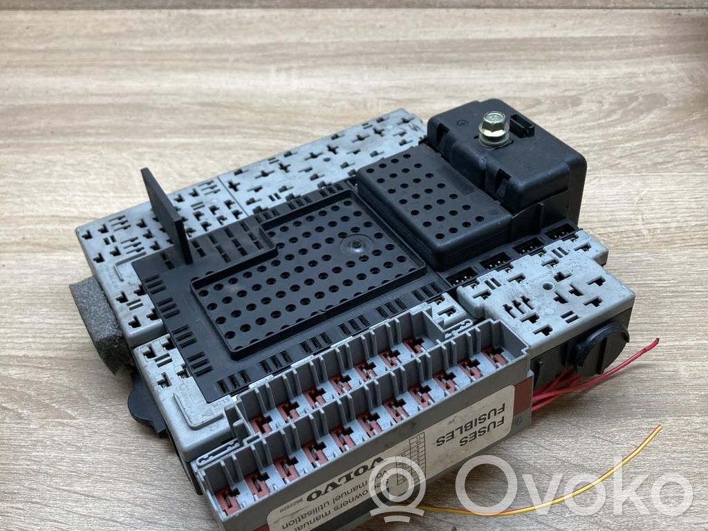 Módulo de fusible   8645411,8645410