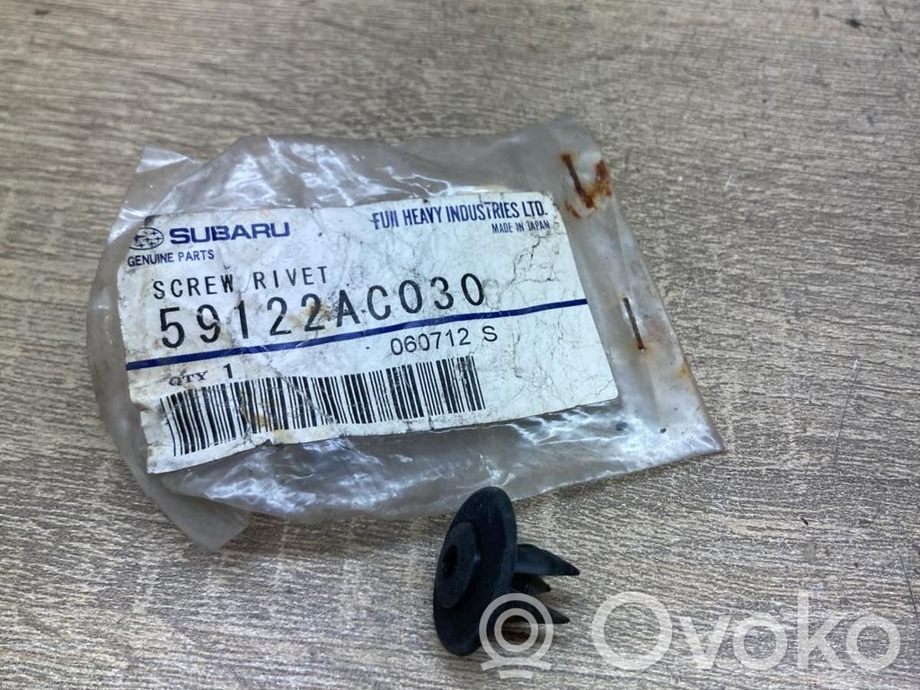 Subaru Impreza II Alte piese de sub caroserie 