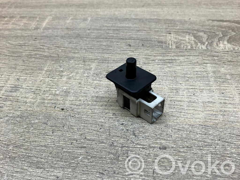 Mercedes-Benz S W220 Sensore portiera anteriore