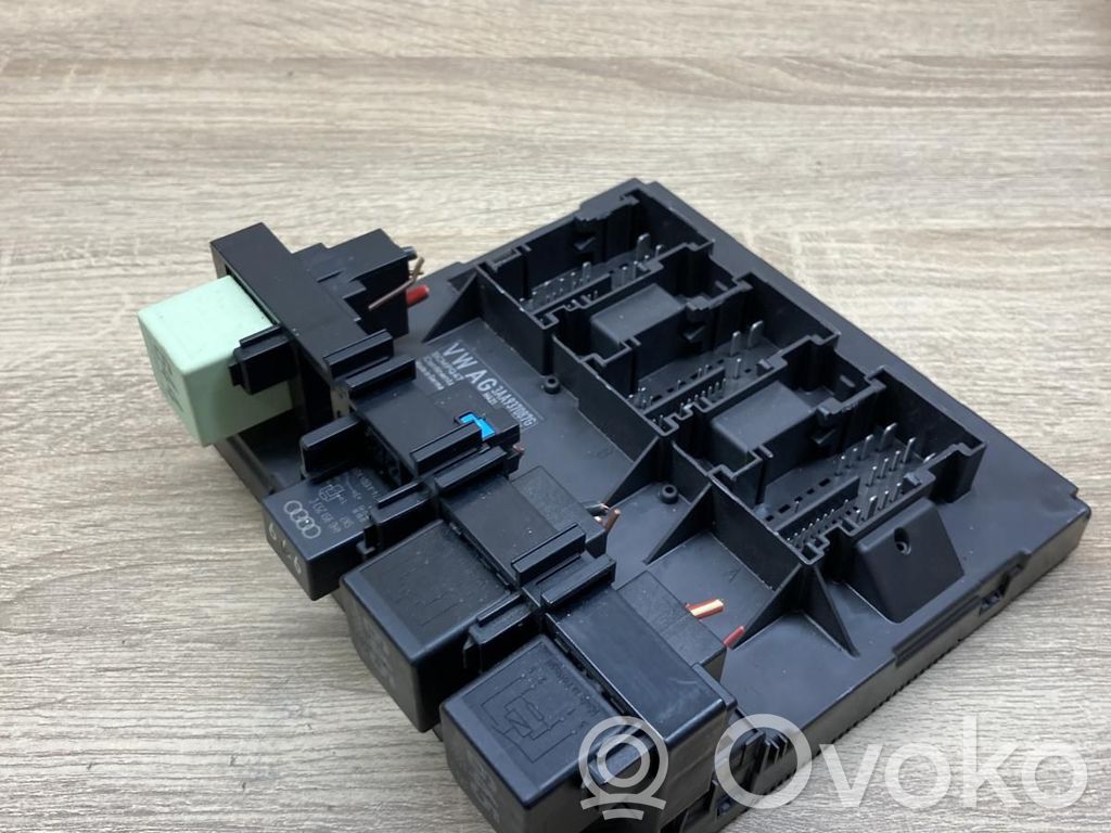 Volkswagen PASSAT B7 Module confort