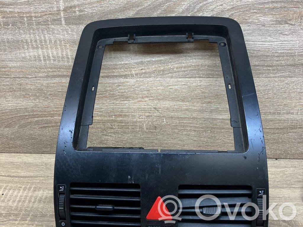 Volkswagen Touran I Grilă ventilație centrală 