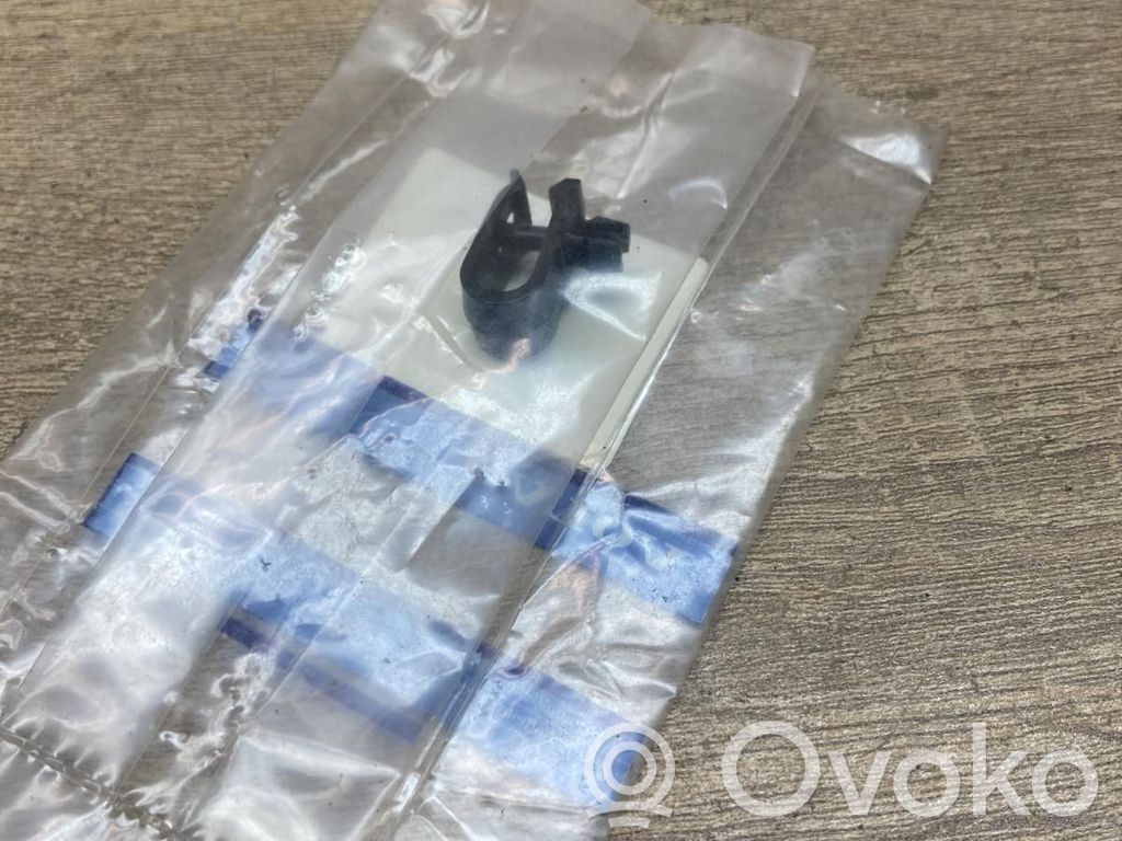 Volvo V70 Alte piese compartiment motor