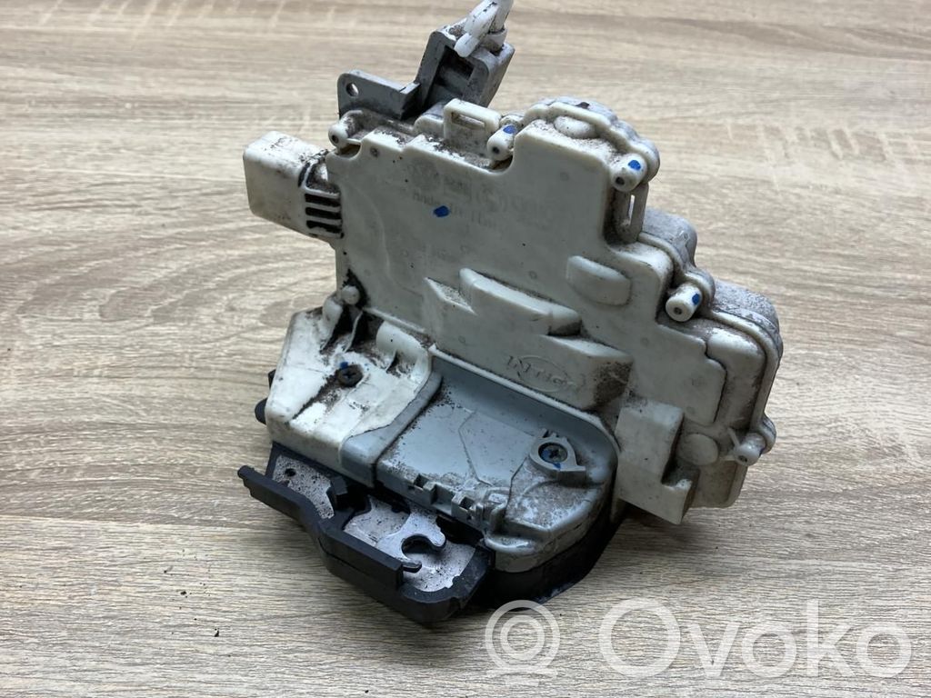 Audi A4 S4 B7 8E 8H Încuietoare ușă spate