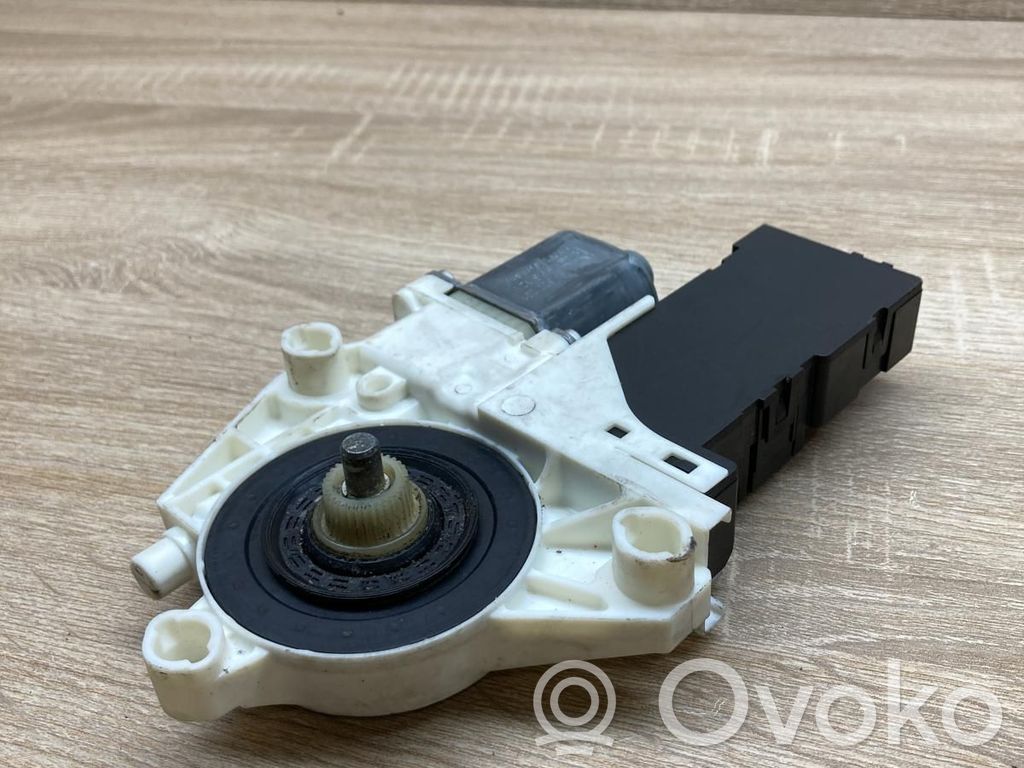 Peugeot 407 Motorino alzacristalli della portiera anteriore