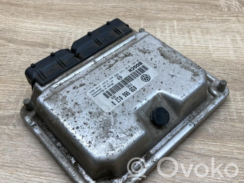 Volkswagen Golf IV Unité de commande, module ECU de moteur