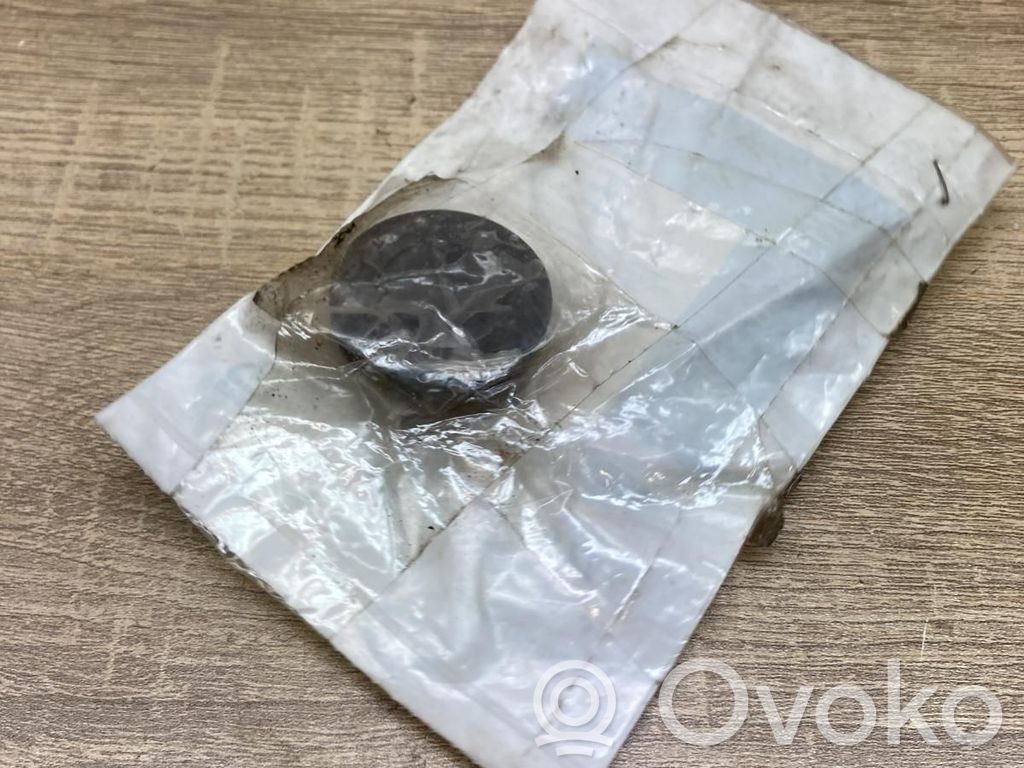 Renault Twingo I Clemă fixare covoraș