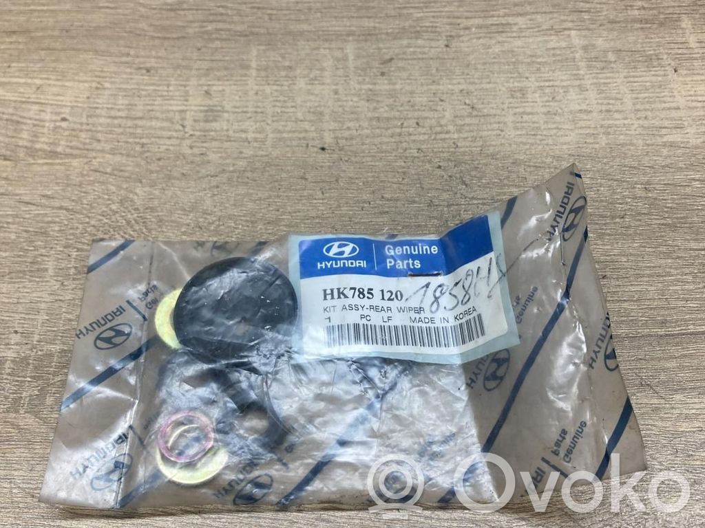 Hyundai Galloper Rear window wiper mechanism 
