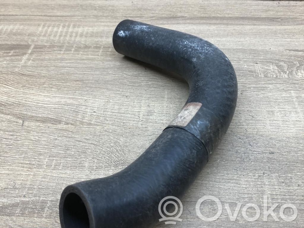 Toyota Land Cruiser (FJ40) Moottorin vesijäähdytyksen putki/letku 