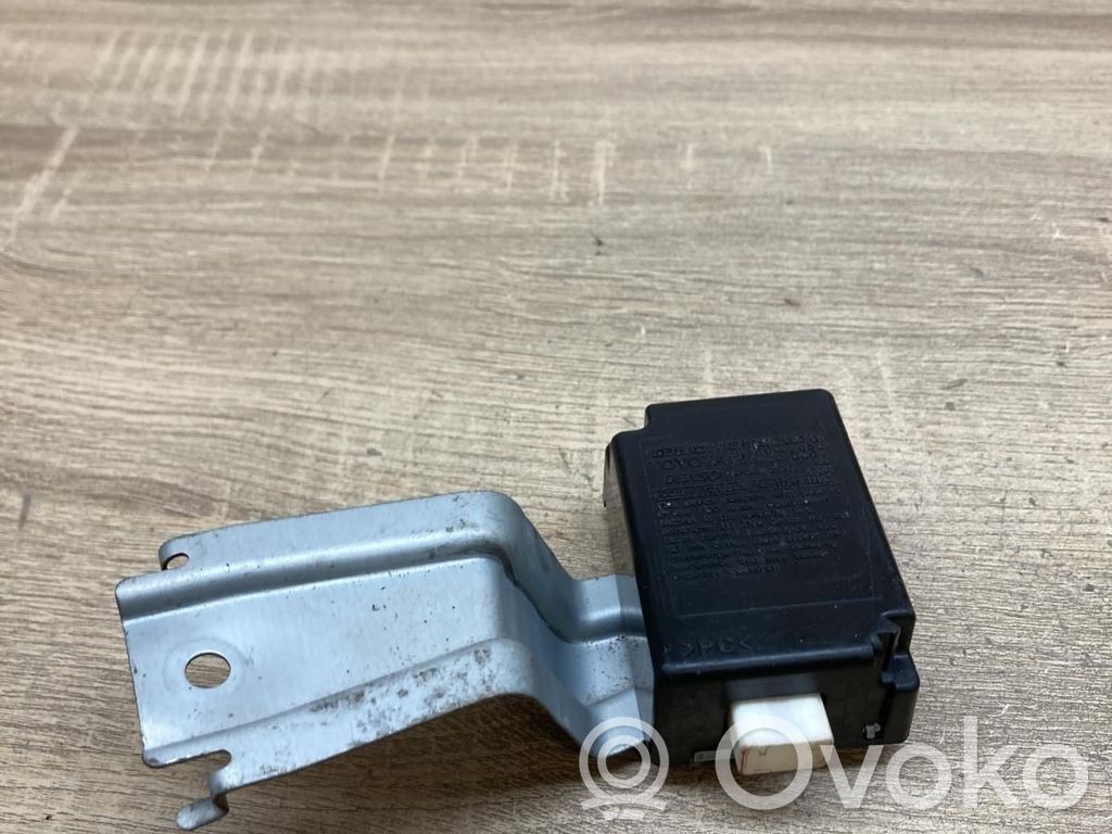 Lexus RX 450H Valdymo bloko aušintuvas 