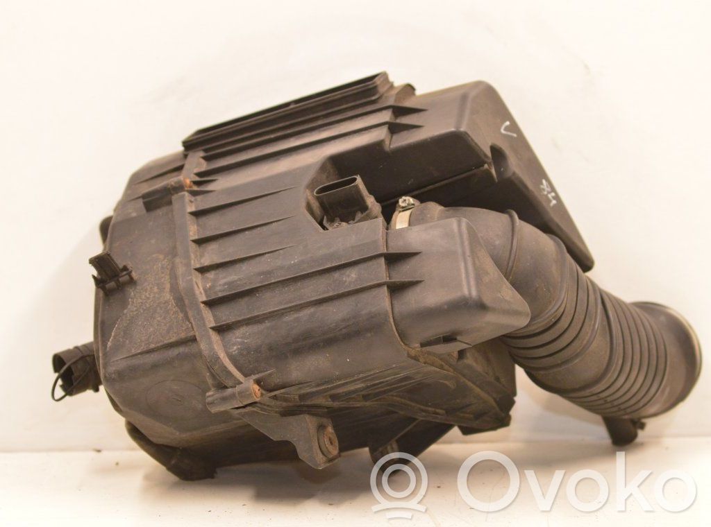 Audi A8 S8 D3 4E Air filter box 