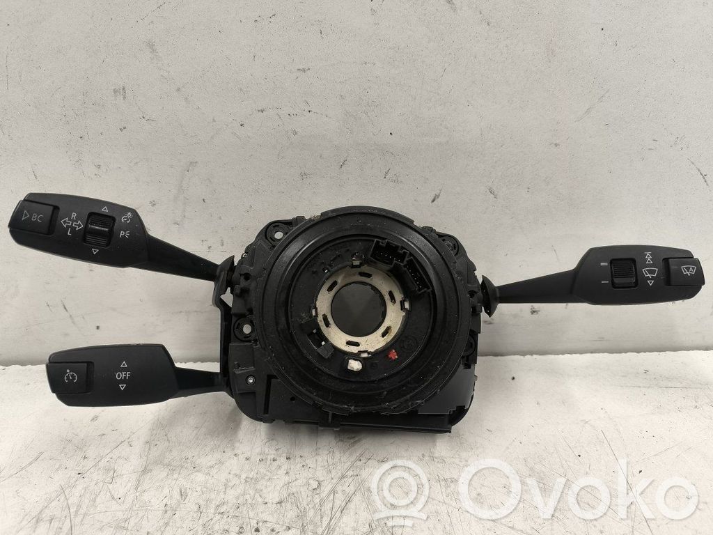 Wiper turn signal indicator stalk/switch   912304303