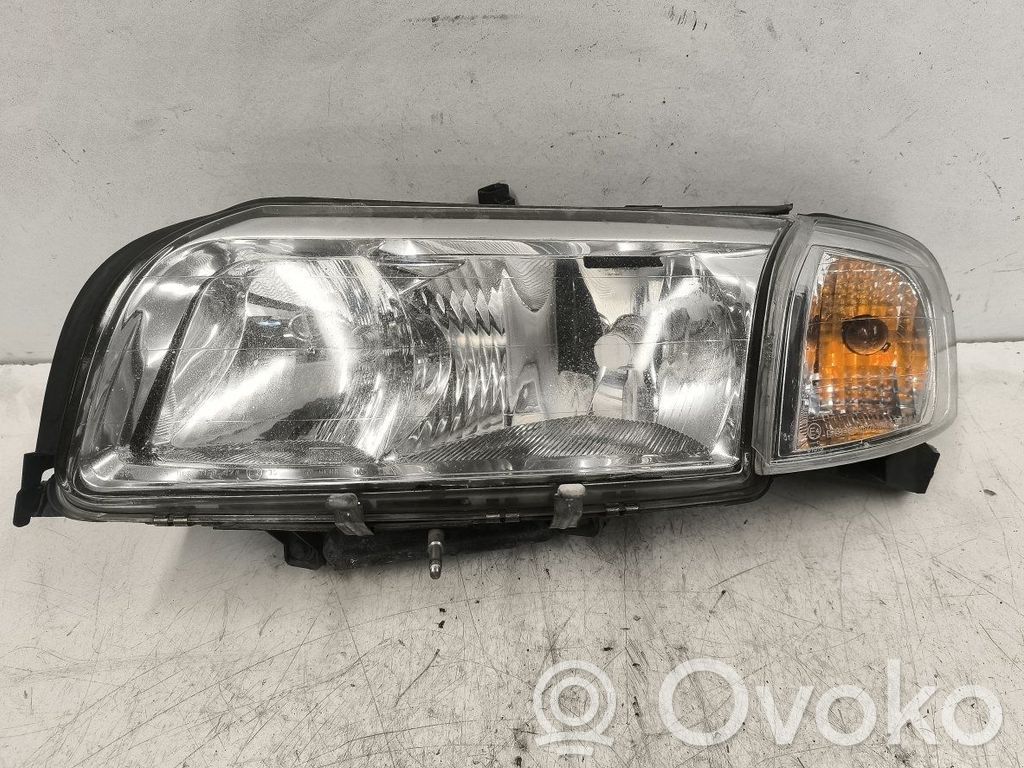 Headlight/headlamp   8678542