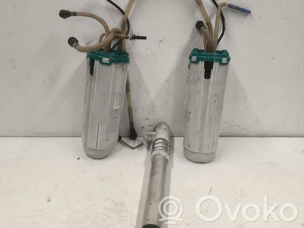 Pompe à carburant   81115710,0919088D