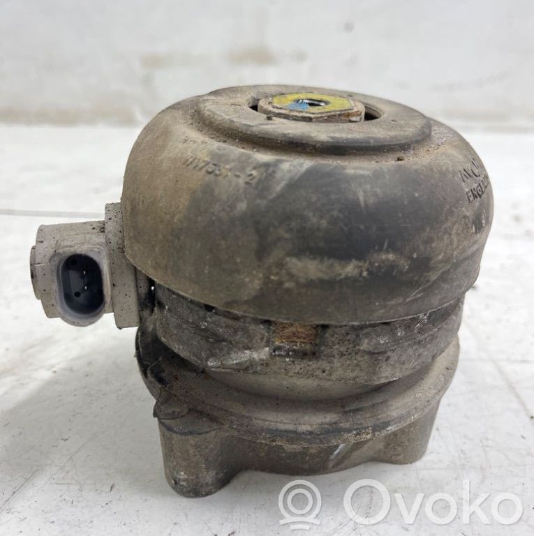 Support de moteur, coussinet   4E0199381