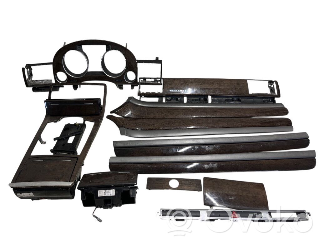 Ensemble de garnitures décoratives intérieures   4E0863321,4E0867420