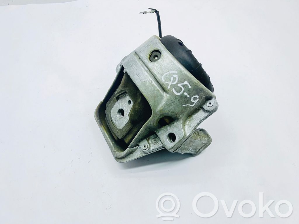 Engine mount bracket   202037