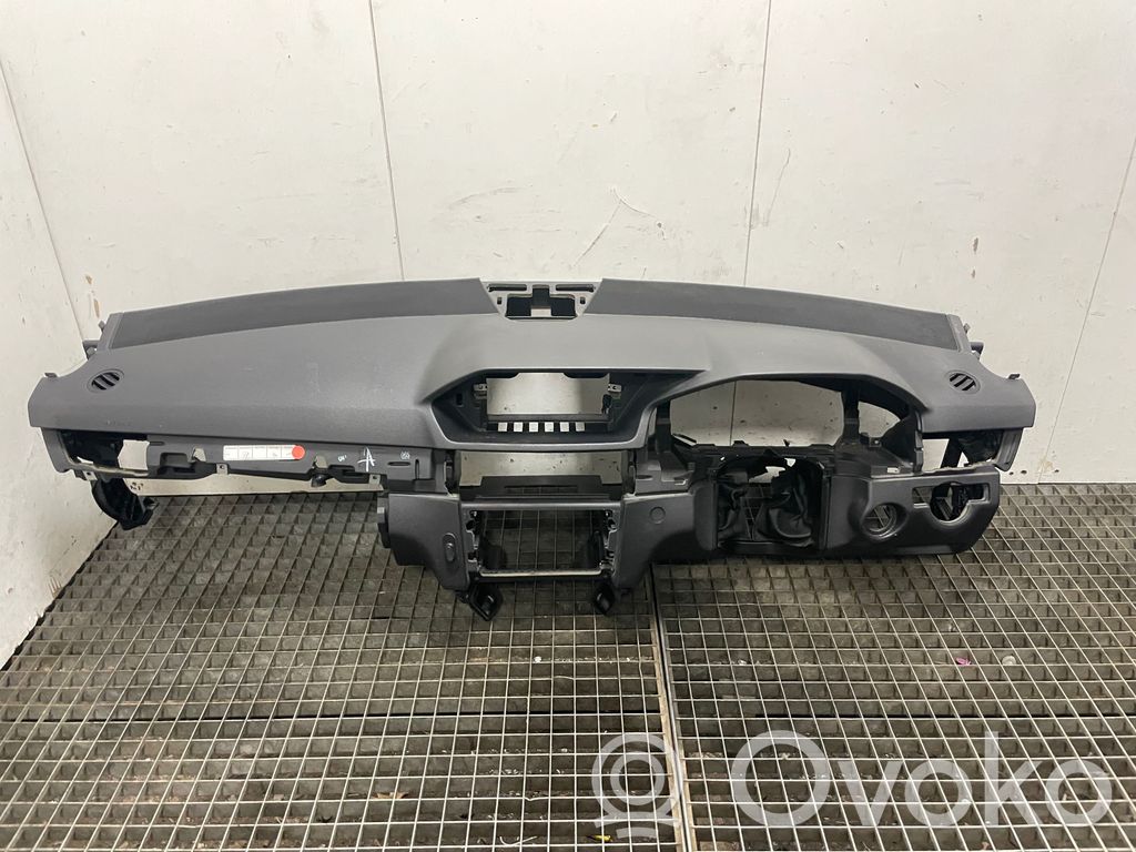 Mercedes-Benz E W212 Panel de instrumentos 
