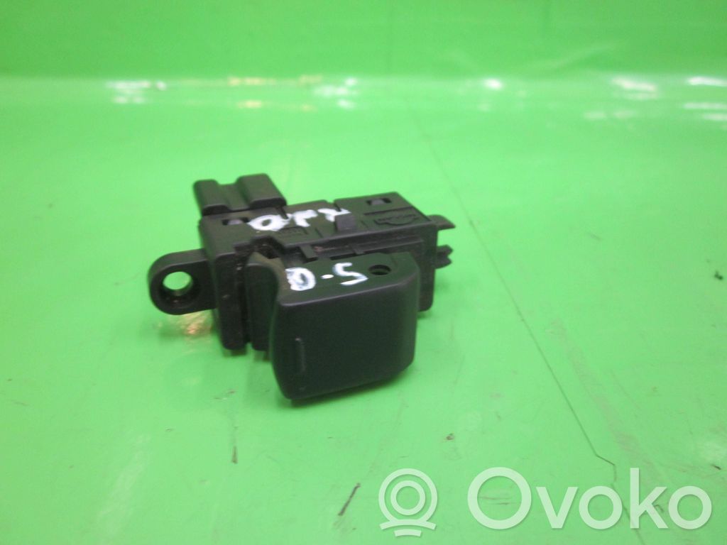 Nissan Qashqai Electric window control switch 