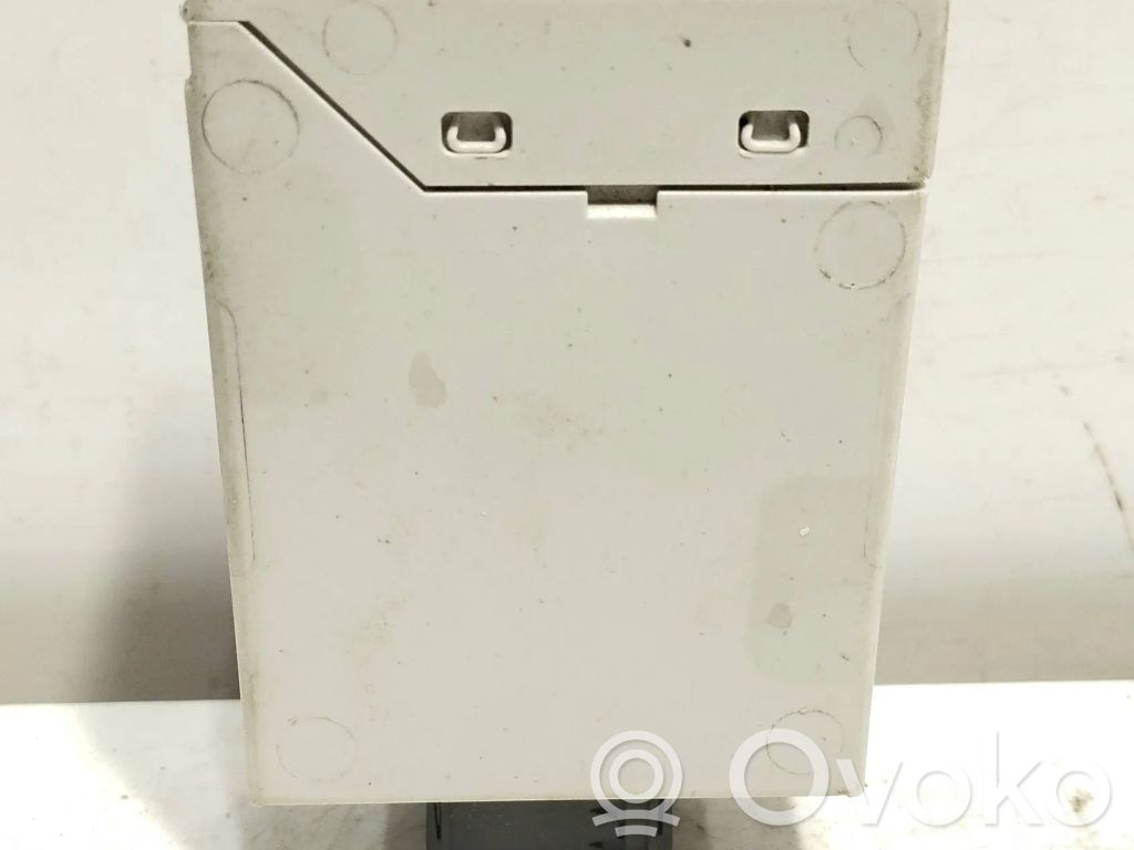 Ignition relay   05021100,110187
