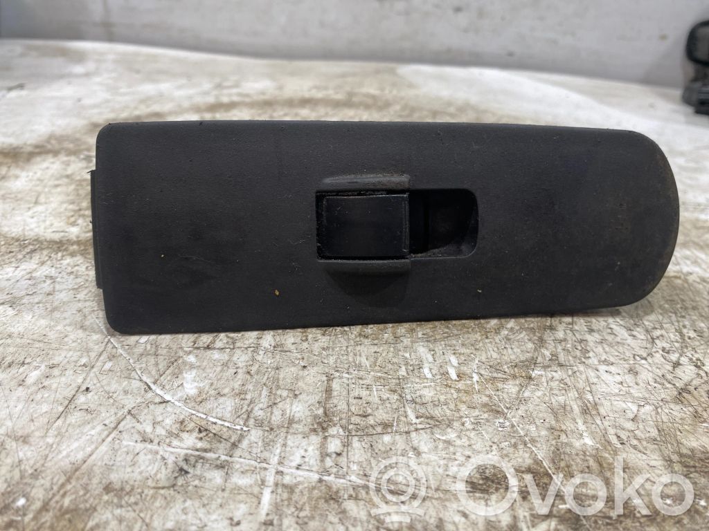 Mitsubishi Colt Electric window control switch 