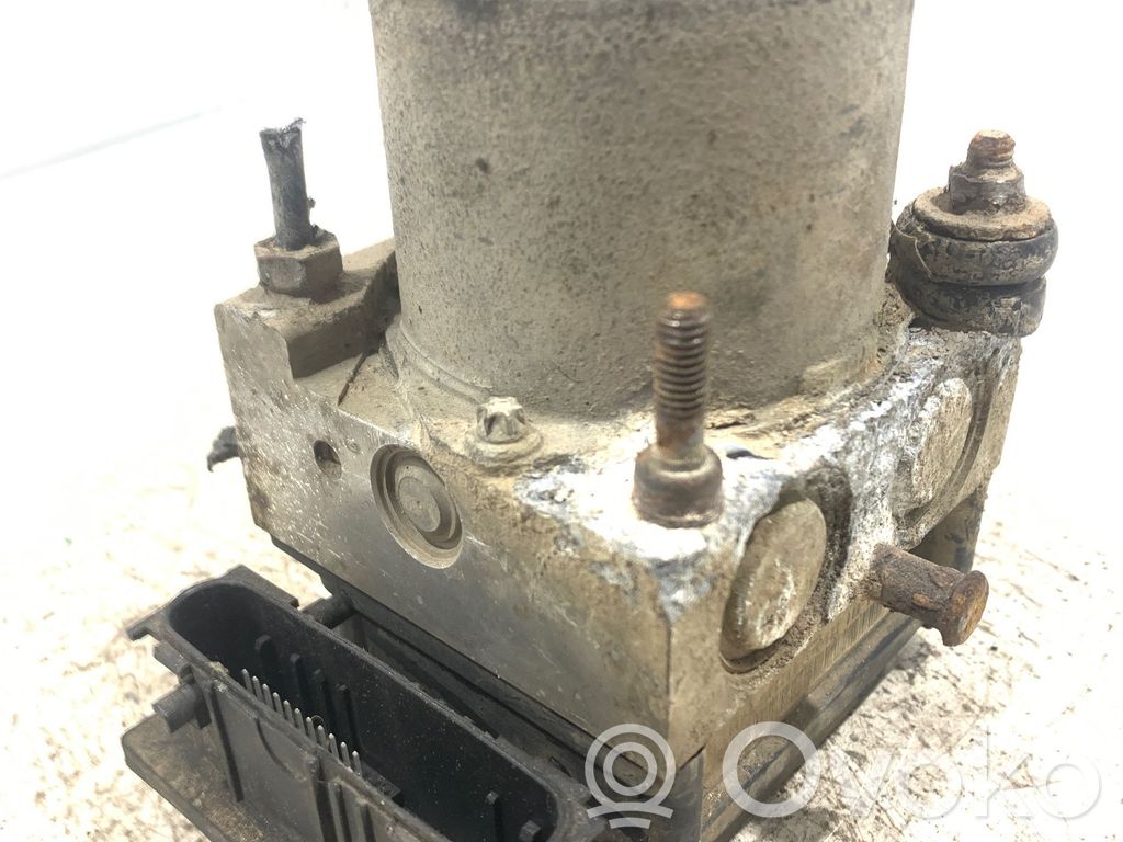 ABS-pumppu   589101C310