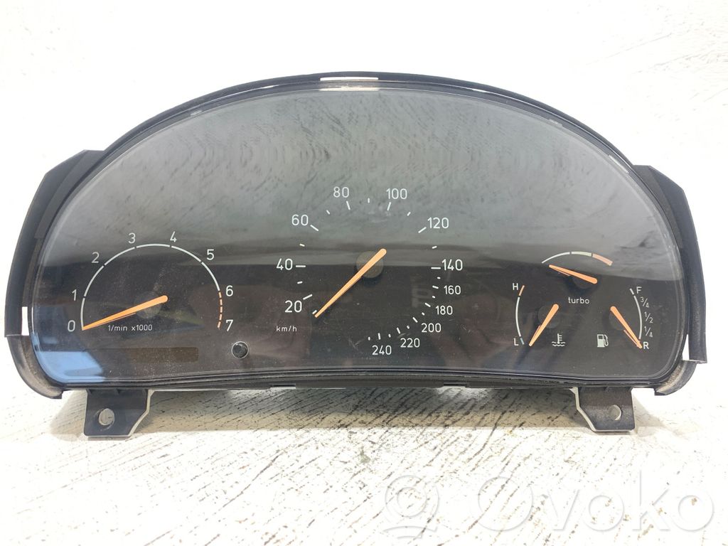 Saab 9-5 Speedometer (instrument cluster) 