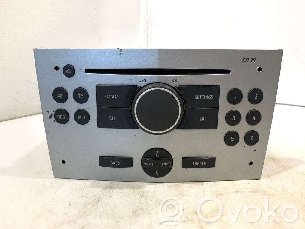 Opel Astra H Panel / Radioodtwarzacz CD/DVD/GPS 