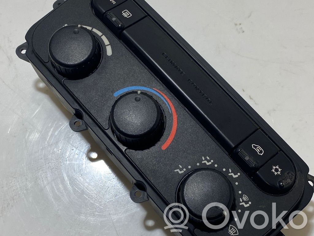 Climate control unit   05005038AA,038AA,3400551171