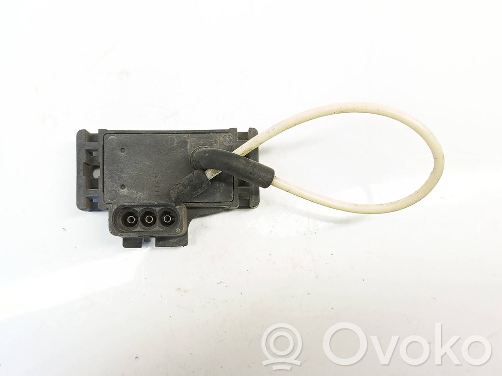 Czujnik ciśnienia powietrza   8767220