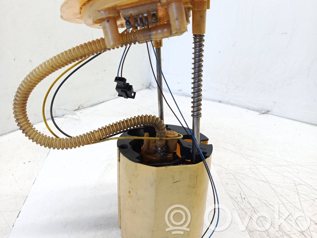 Audi A6 S6 C6 4F Bomba interna de combustible 