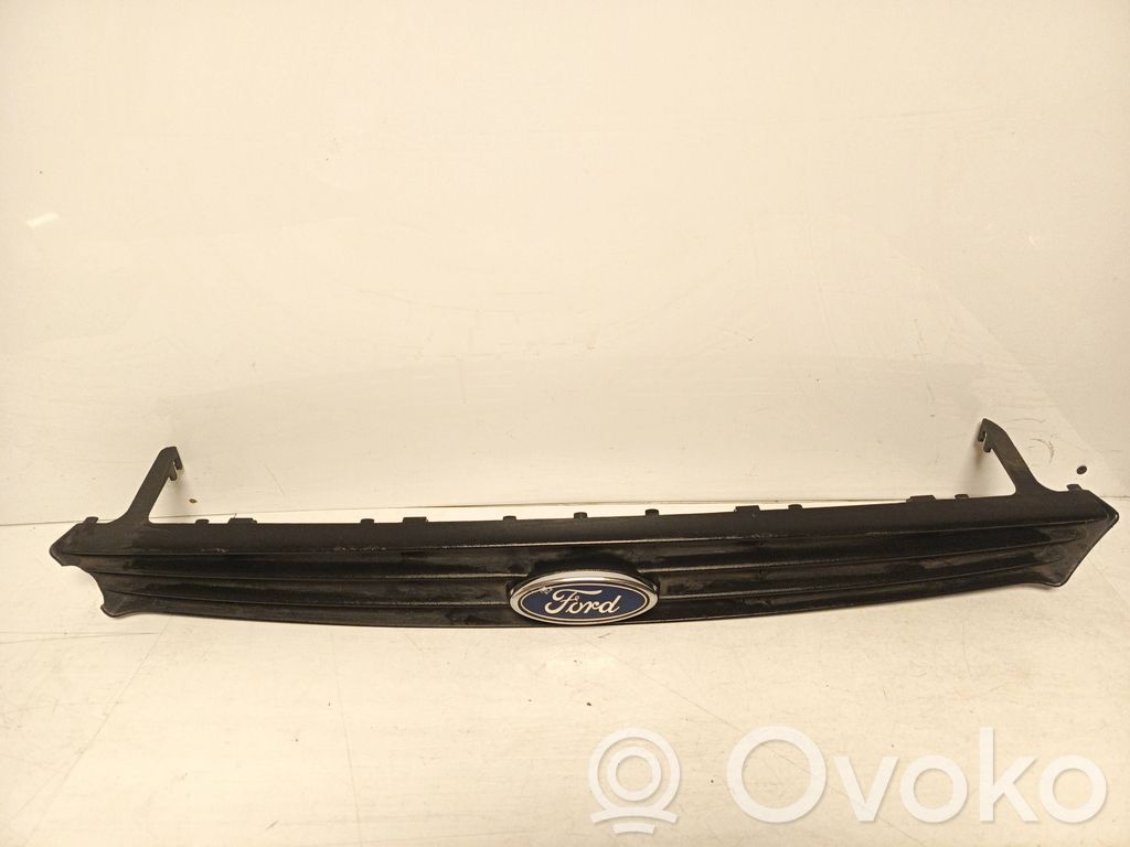 Ford Focus Griglia anteriore 