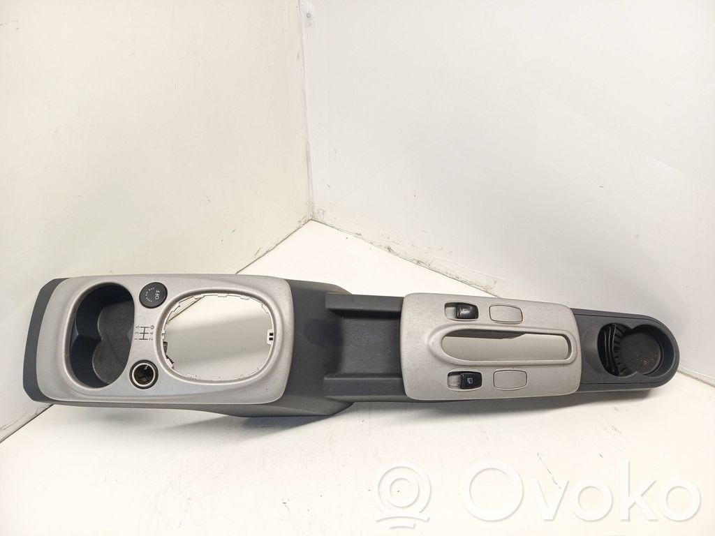 Smart ForFour I Keskikonsoli 