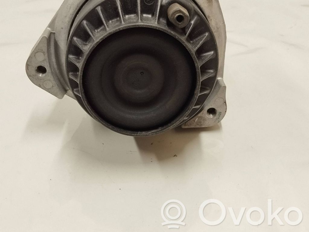 BMW 7 F01 F02 F03 F04 Engine mount bracket 