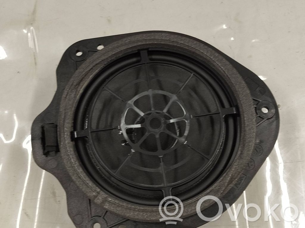Audi A5 Lautsprecher Tür hinten 