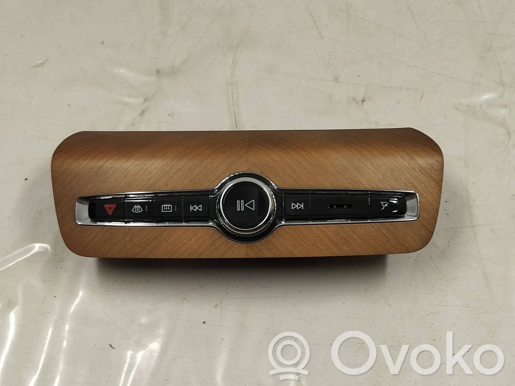 Volvo XC90 Head unit multimedia control 