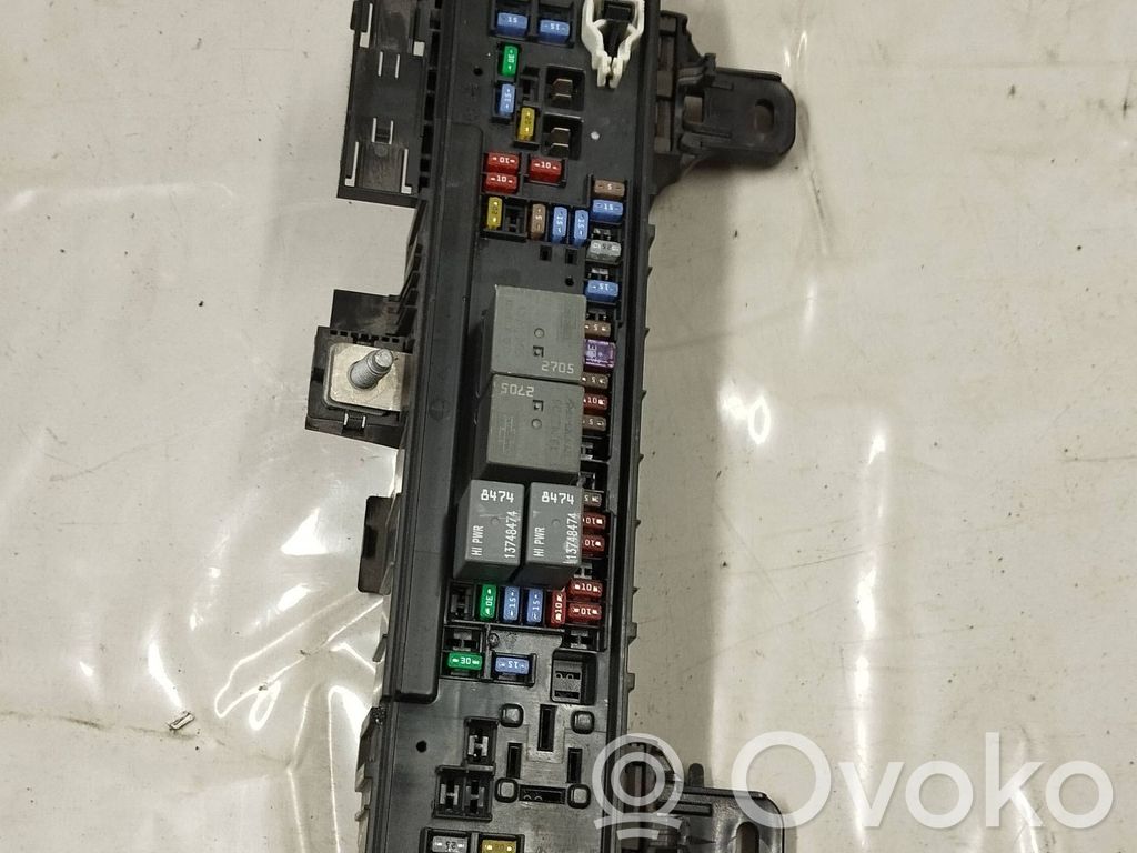 Fuse box set   109440500D