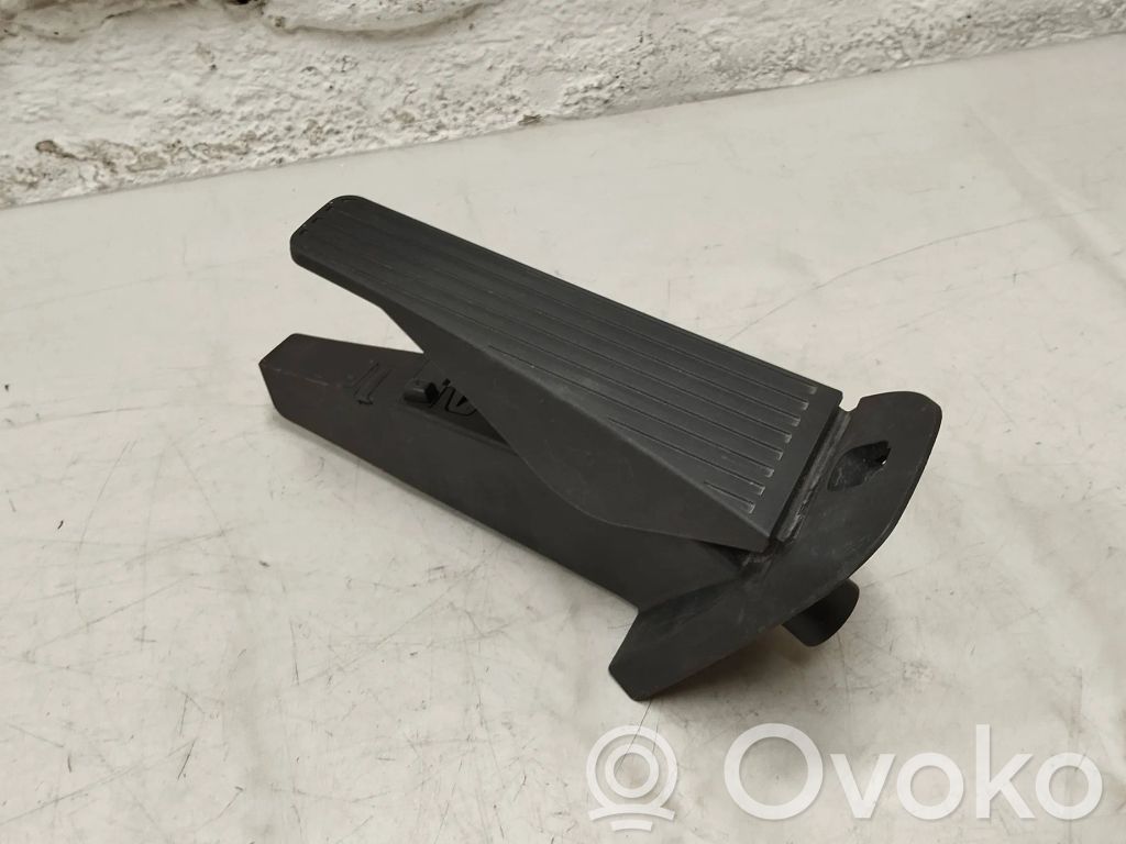 Volvo S90, V90 Accelerator throttle pedal 