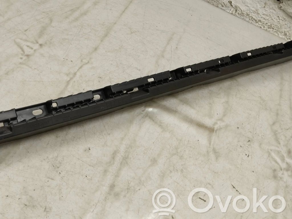 Volvo XC90 Sill supporting ledge 