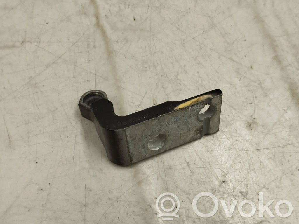 Volvo S60 Front door upper hinge 