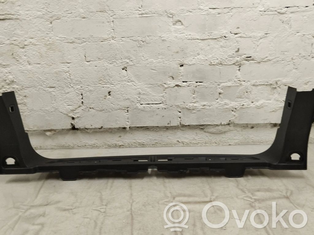 BMW 5 G30 G31 G38 Osłona pasa bagażnika 