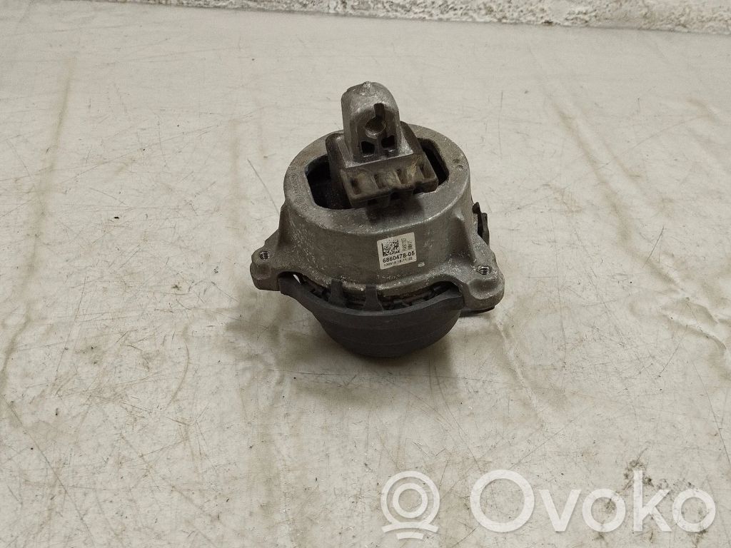 BMW 5 G30 G31 G38 Engine mount bracket 