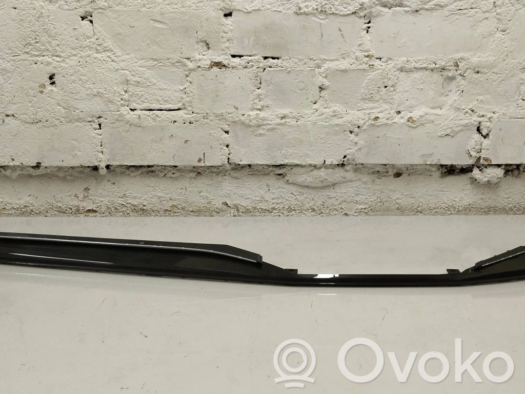 Ramka schowka deski rozdzielczej   4M8853190