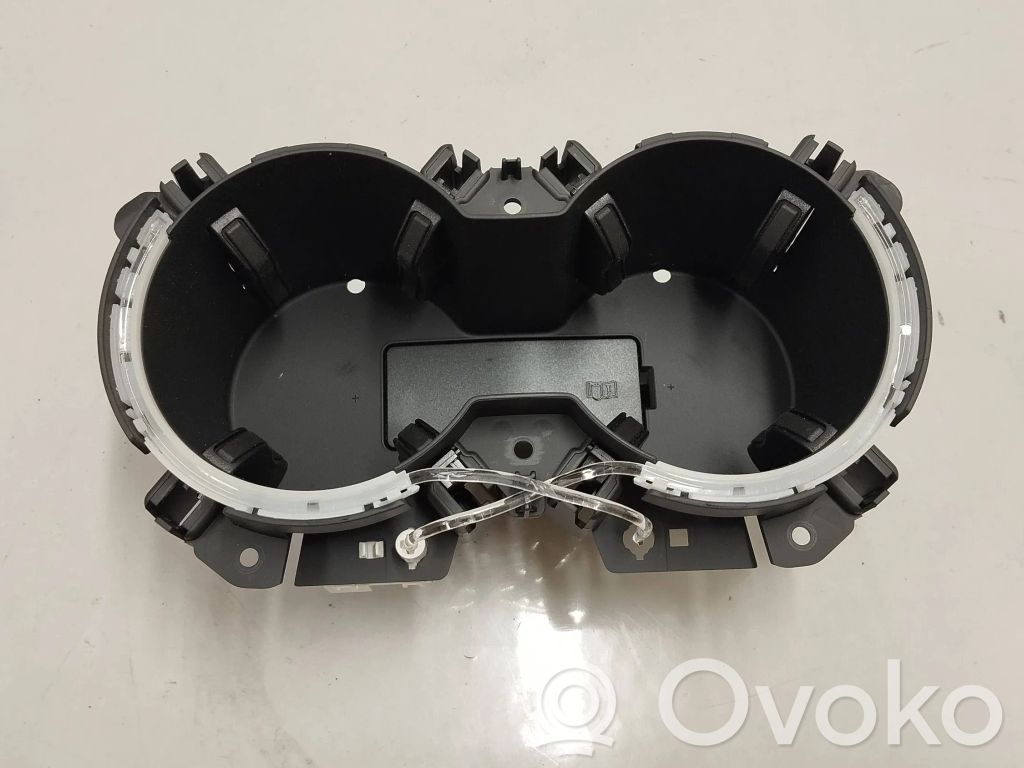 Audi A5 Cup holder front 