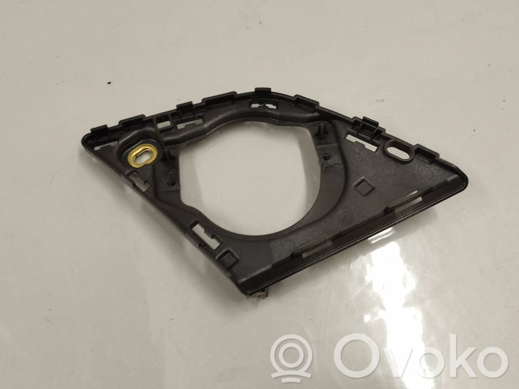 Audi Q7 4M Side speaker frame 
