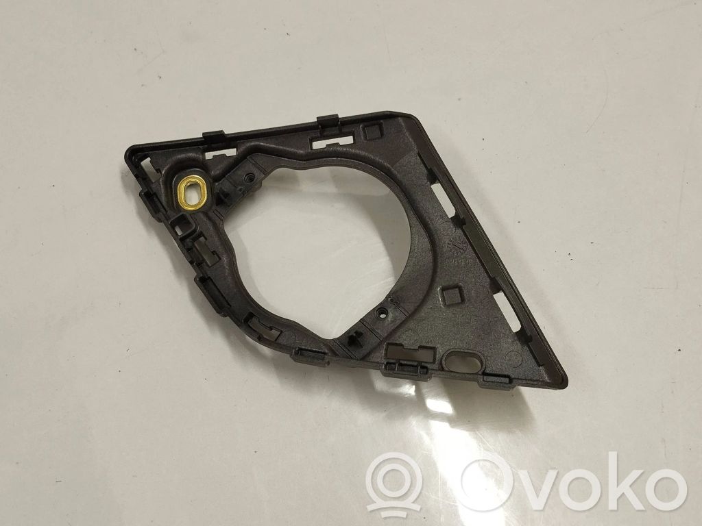 Audi Q7 4M Side speaker frame 
