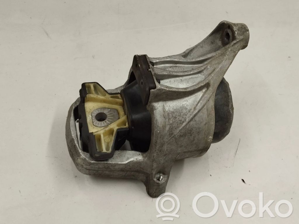 Audi A4 S4 B9 8W Engine mount bracket 