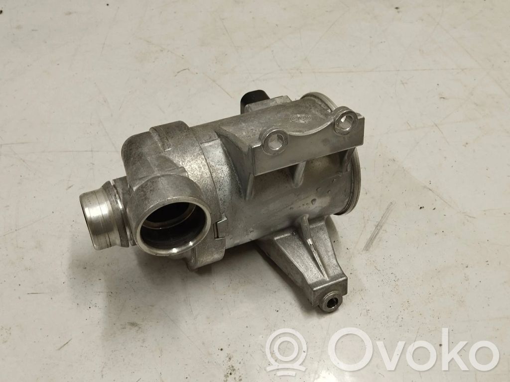Volvo S60 Vesipumppu 