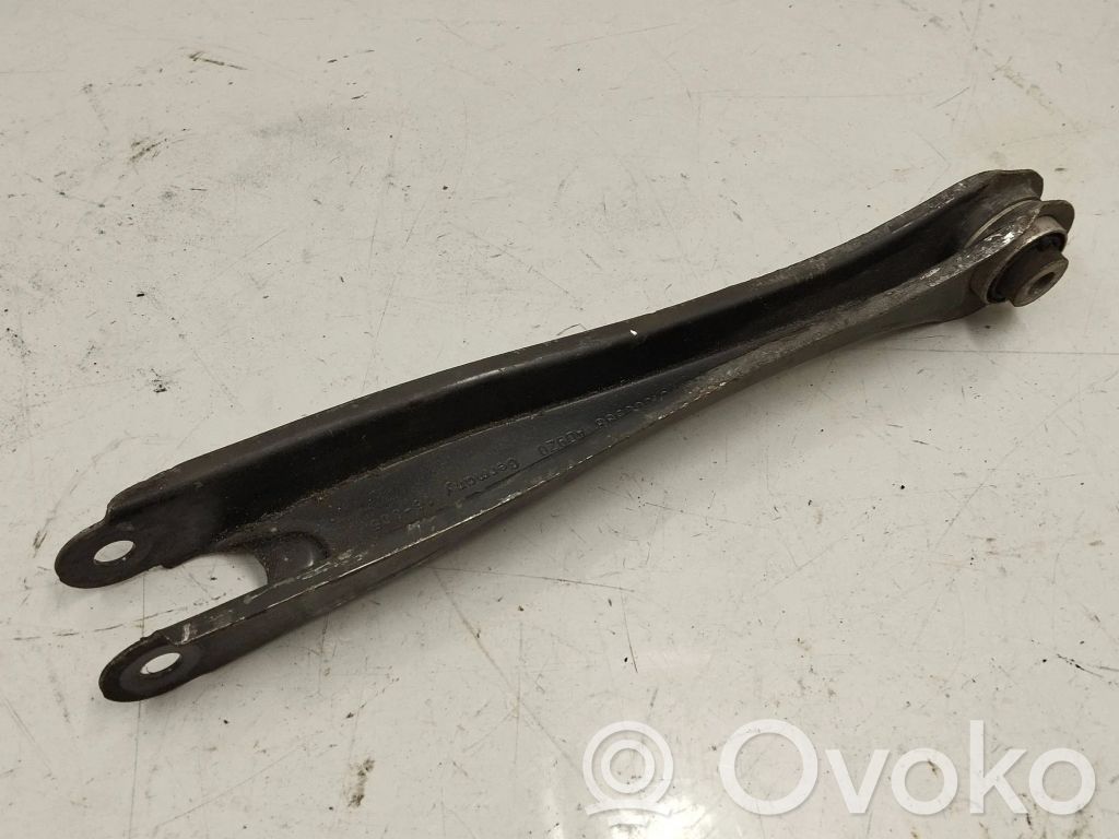 Volvo XC60 Brazo de suspensión/horquilla superior trasero 